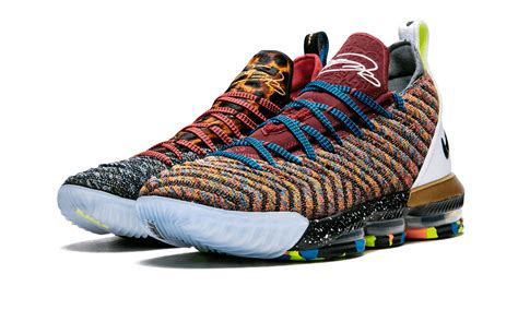 nike lebron 16